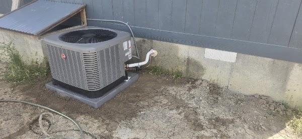 Rheem AC condenser at a local house